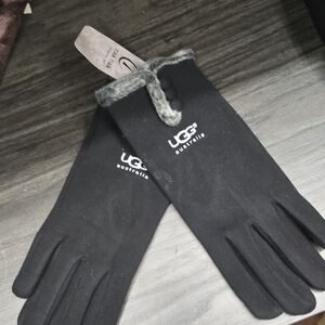 UGG Women's Black and Gray Gloves